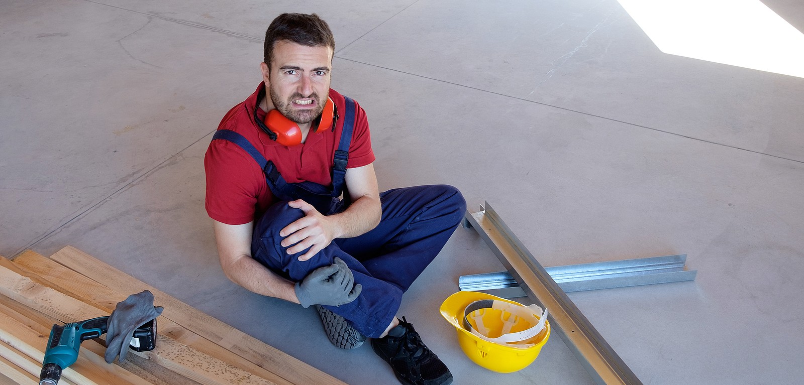 What Steps Should You Take Immediately After a Work-Related Injury?