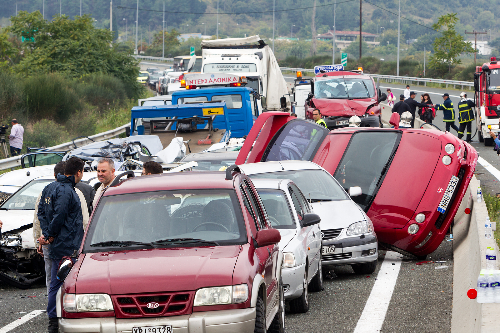 Legal Challenges in Multi-Vehicle Accidents: A Florida Perspective